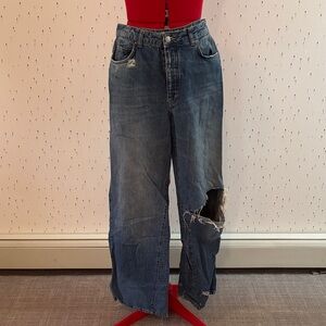 Free People Distressed Boyfriend Jeans in Blue